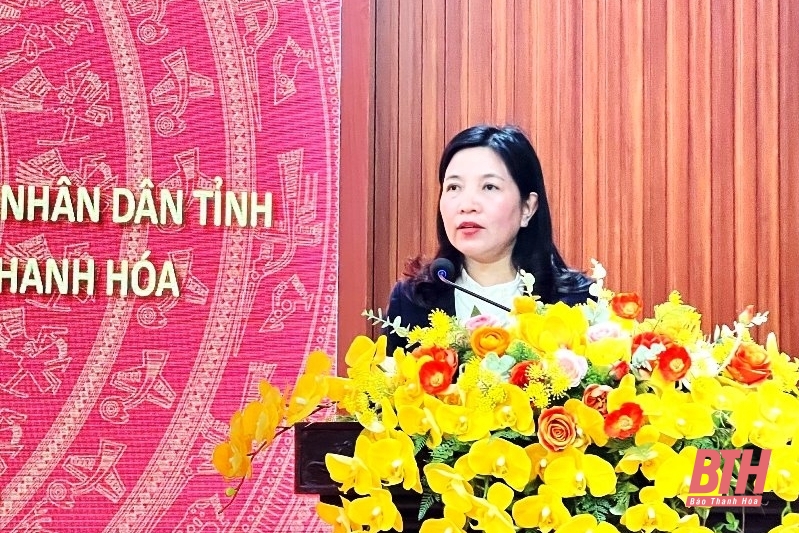 Đồng chí Phạm Thị Thanh Thủy, Ủy viên Ban Thường vụ, Trưởng Ban Dân vận Tỉnh ủy, Chủ tịch Ủy ban MTTQ tỉnh phát biểu kết luận hội nghị.