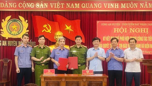 VKSND huyện và Công an huyện ký kết chương trình phối hợp