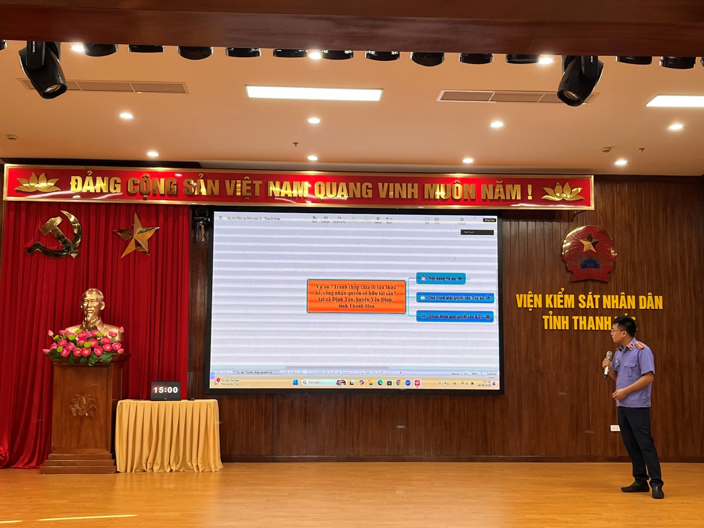 Ảnh: Phần thi thuyết trình
