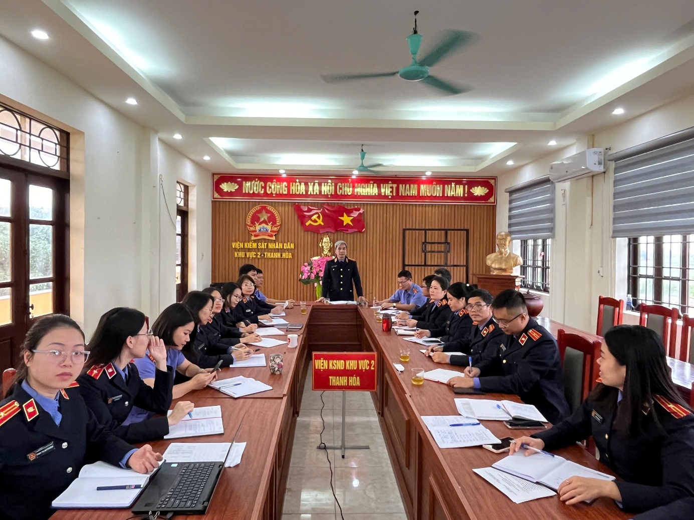Ảnh: Toàn cảnh hội nghị sinh hoạt chuyên đề của VKSND khu vực 2 – Thanh Hóa