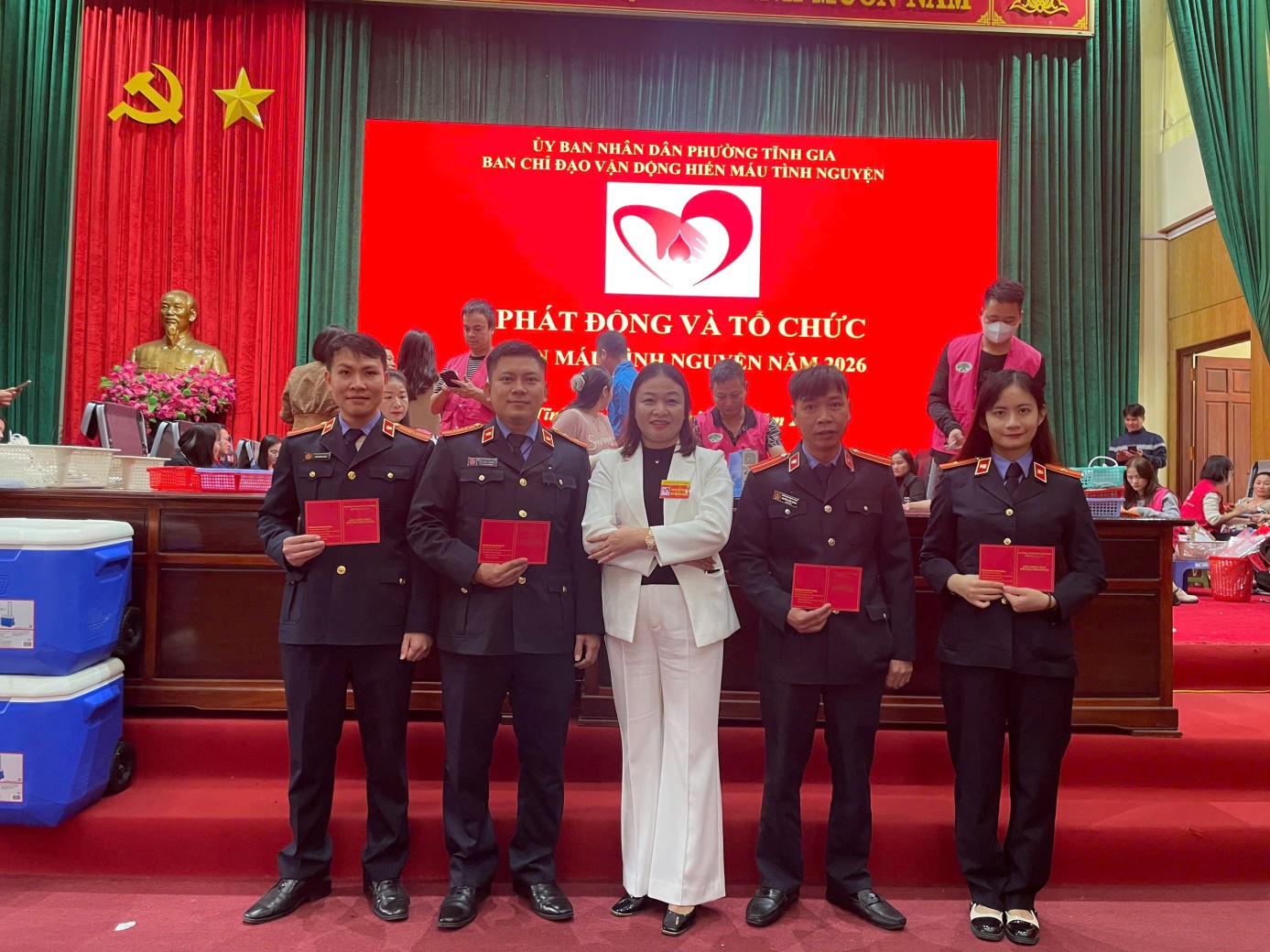 Ảnh: Viện KSND khu vực 9 - Thanh Hóa tham gia Lễ hội Xuân Hồng 2026