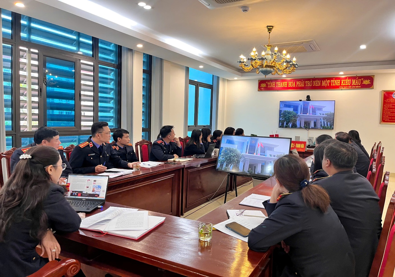 Chi bộ Viện KSND khu vực 5 tổ chức sinh hoạt chi bộ chuyên đề