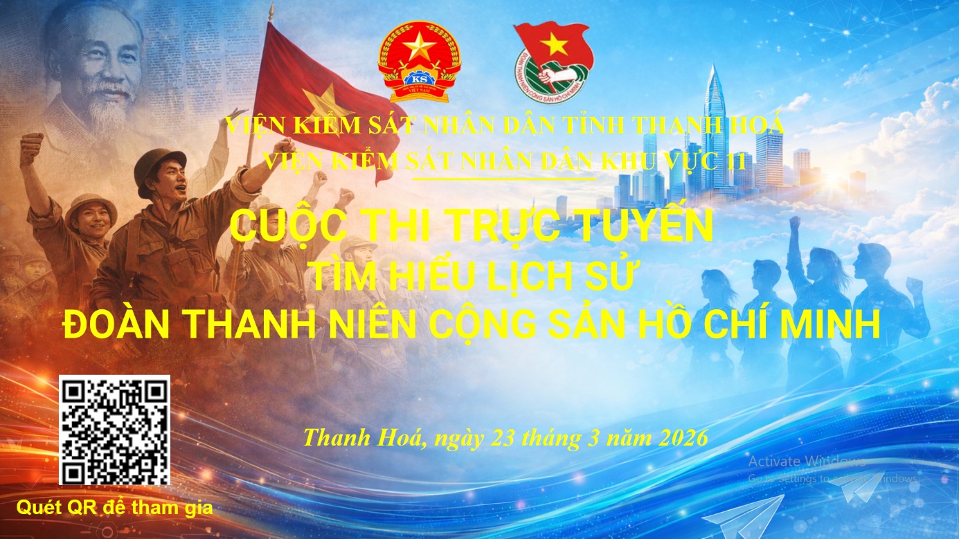 Ảnh: Các thí sinh quyét mã QR để tham gia thi