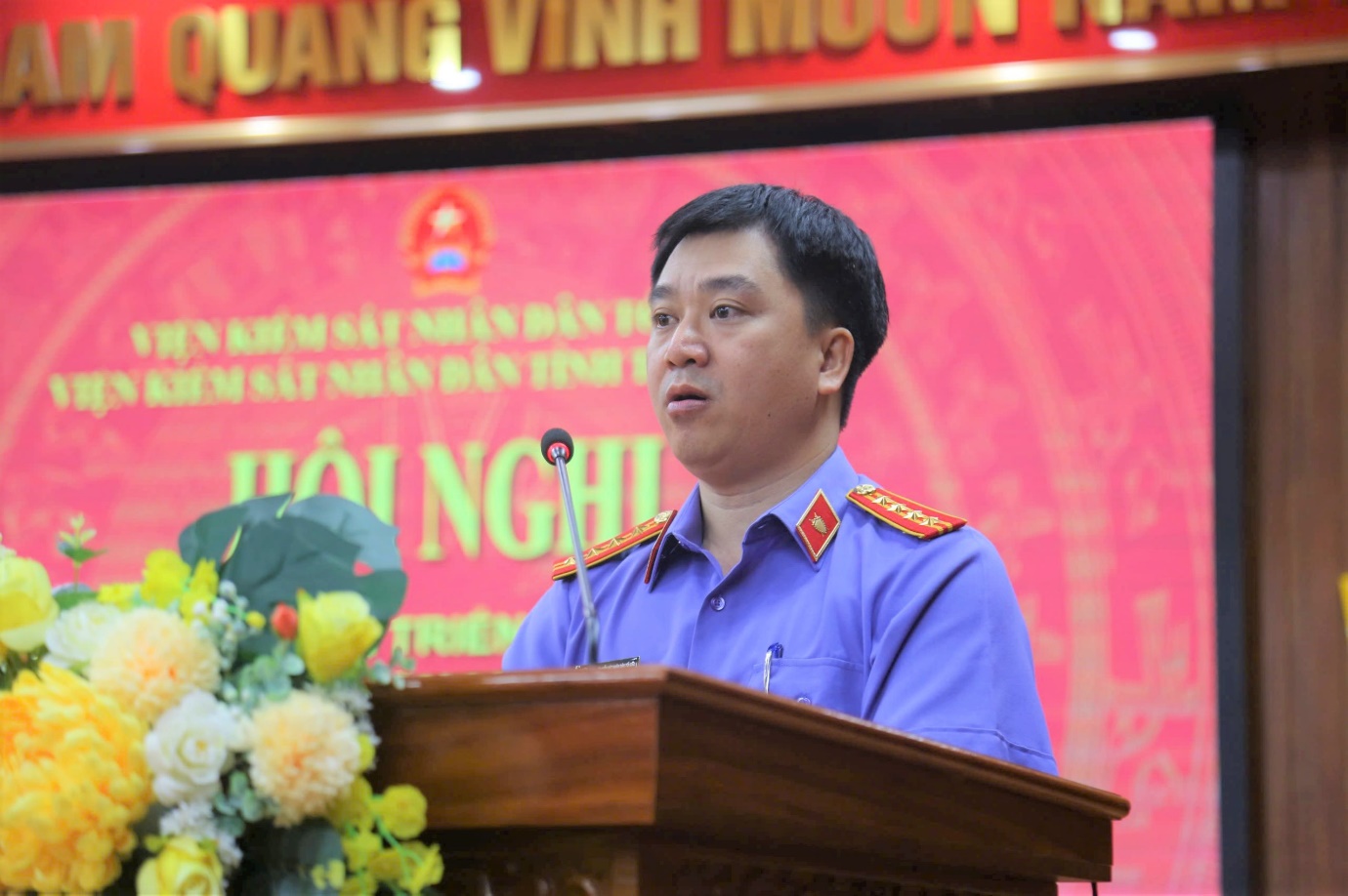Đồng chí Lưu Văn Hưng, Phó Cục trưởng Cục 2 VKSND tối cao  phát biểu tại Hội  nghị