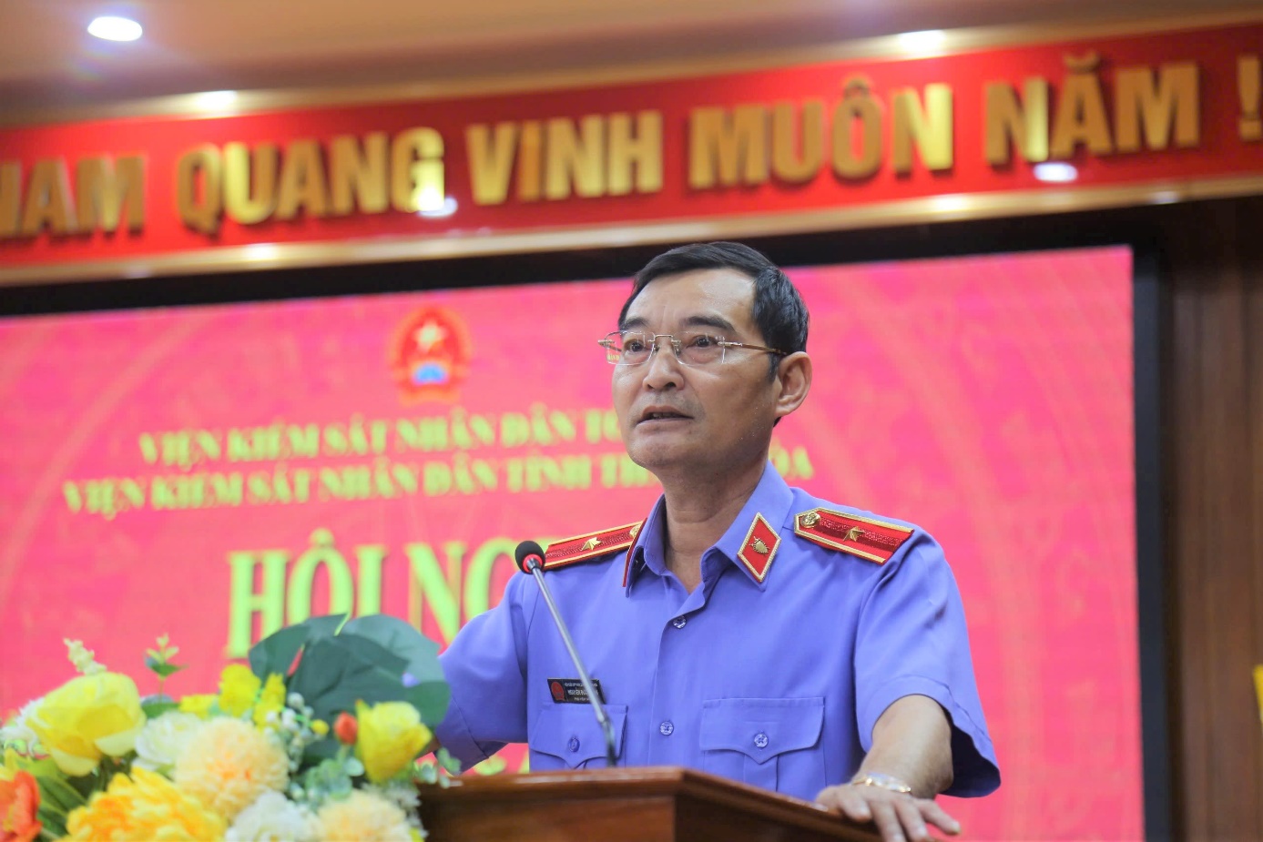 Đồng chí Nguyễn Đức Thanh, Phó Viện trưởng VKSND tỉnh Thanh Hoá  phát biểu chỉ đạo tại Hội nghị
