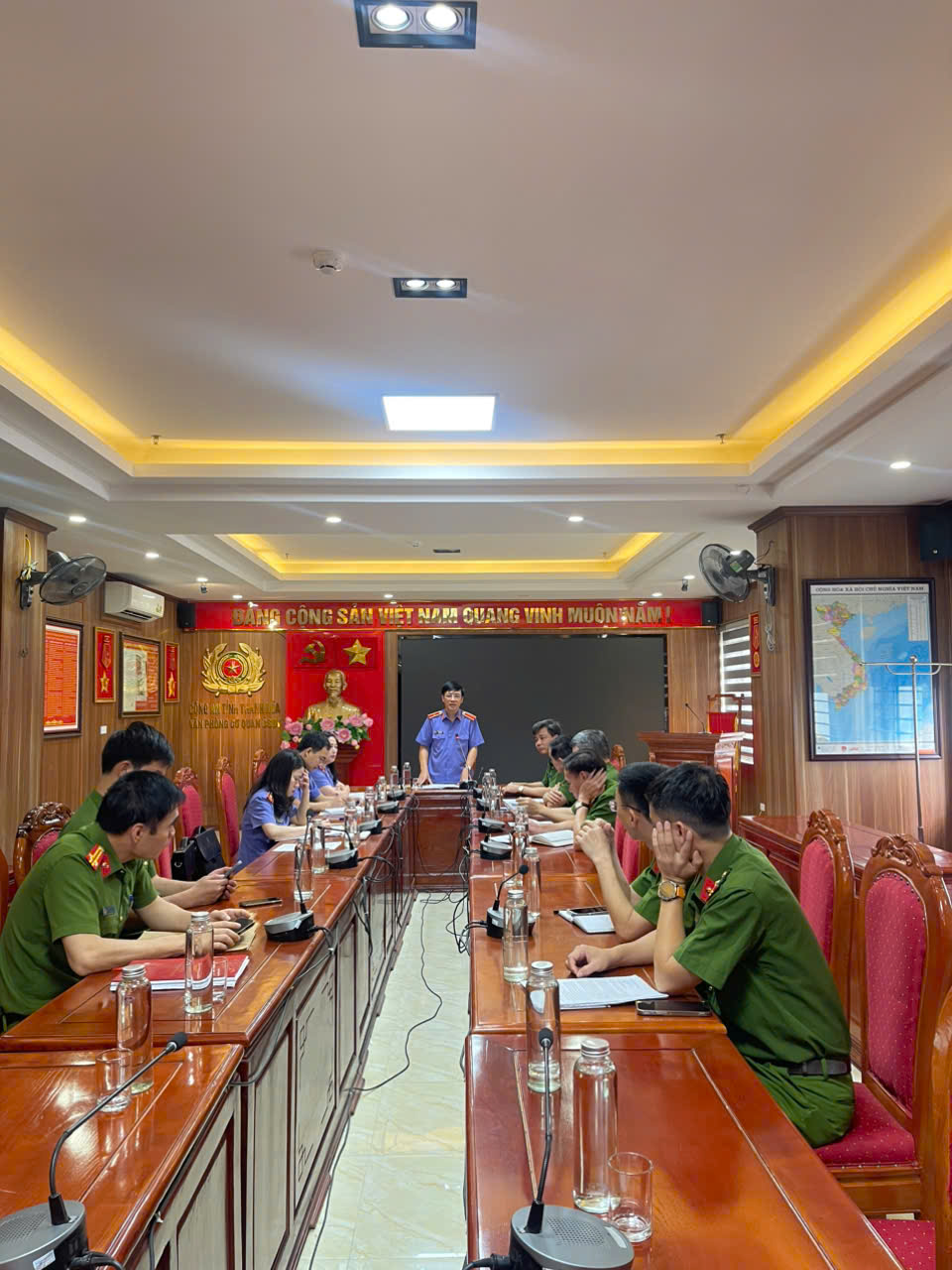 Ảnh: Đoàn KSTT làm việc tại Cơ quan CSĐT Công an tỉnh Thanh Hoá
