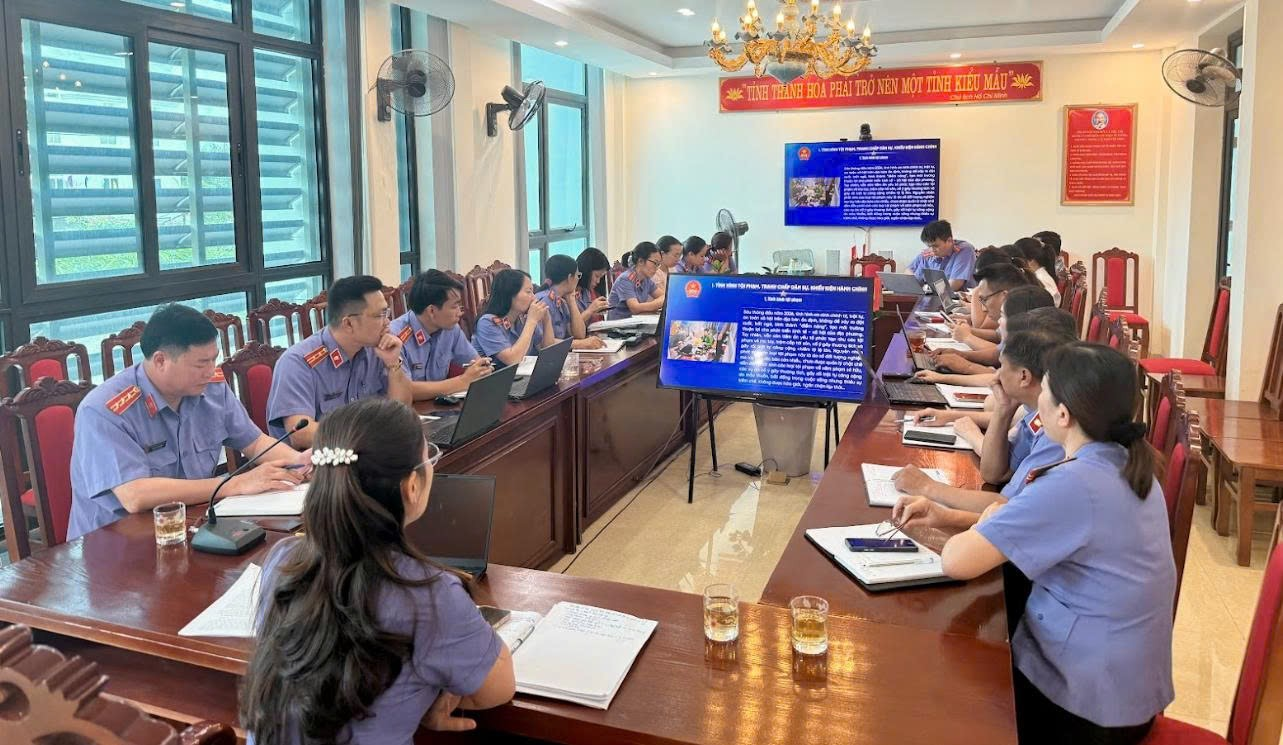 Hội nghị sơ kết Công tác ứng dụng công nghệ thông tin, chuyển đổi số và Công tác tuyên truyền 6 tháng đầu năm 2026