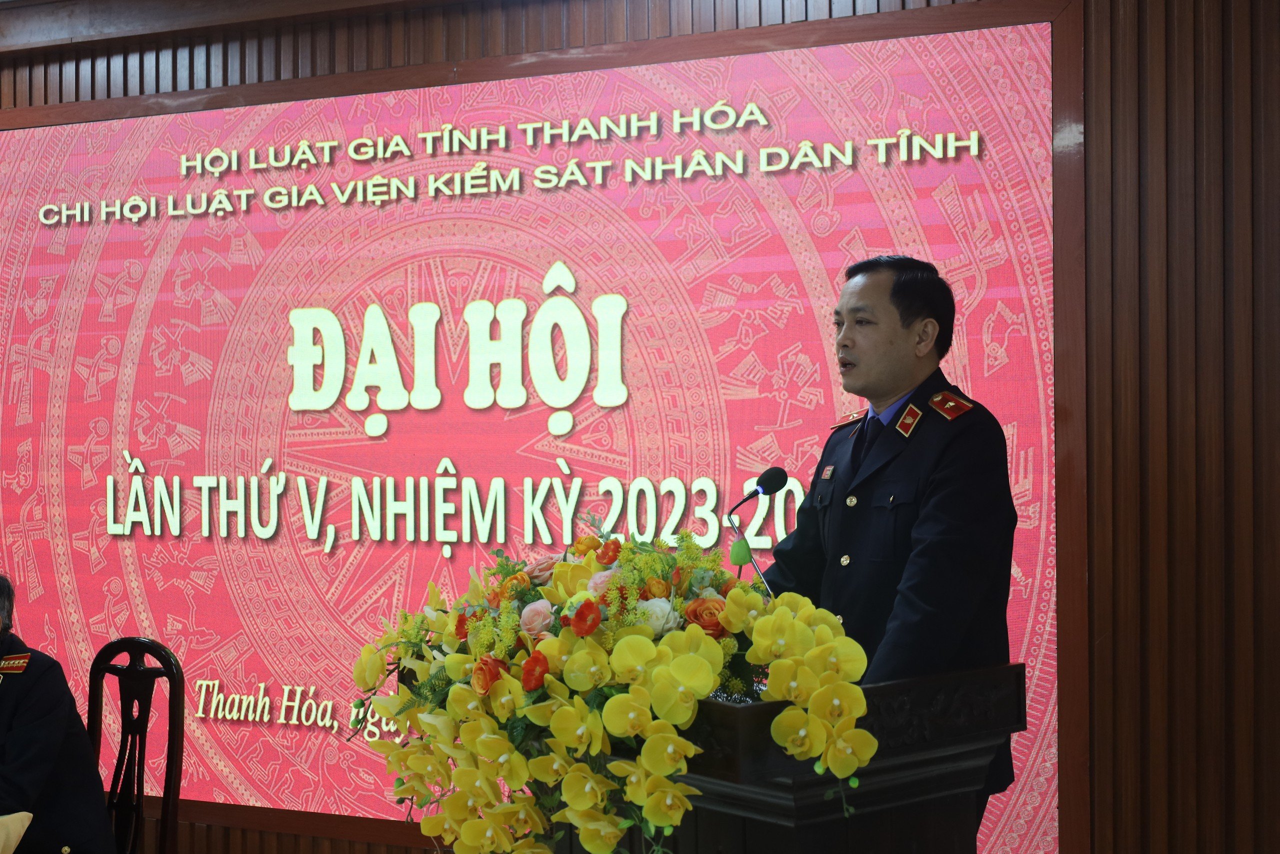 Đồng chí Lê Văn Đông, Viện trưởng VKSND tỉnh Thanh Hóa phát biểu chỉ đạo Đại hội
