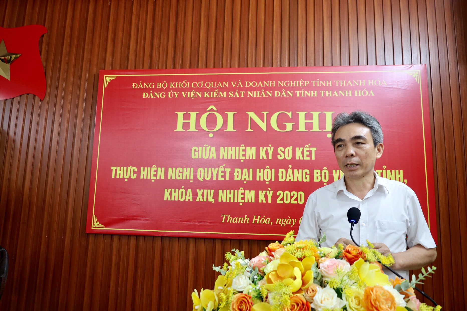 Đồng chí Lê Hải Quân, Ủy viên Ban Thường vụ, Trưởng Ban Tuyên giáo Đảng ủy Khối phát biểu chỉ đạo