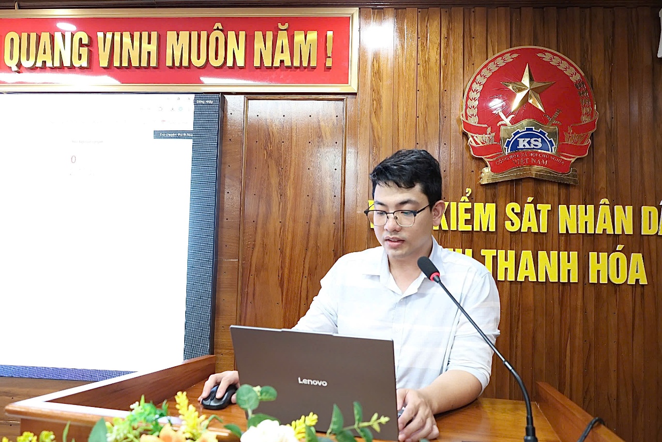 Báo cáo viên VNPT giới thiệu về phần mềm