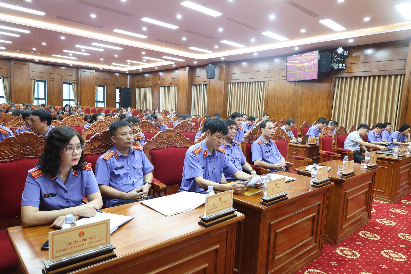 Ảnh: Các đại biểu tham dự buổi diễn tập theo dõi các chuyên đề