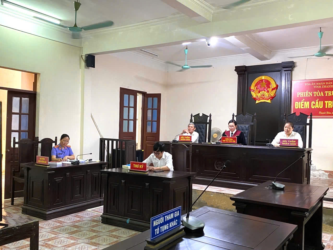 Ảnh minh họa: Kiểm sát viên VKSND khu vực 7 – Thanh Hóa tại một phiên tòa xét xử vụ án Dân sự