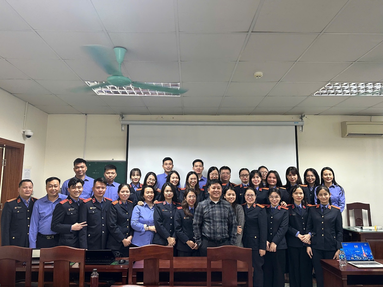 Ảnh: VKSND tỉnh Thanh Hóa tham gia lớp tập huấn sử dụng nền tảng QLAHS do VKSND tối cao tổ chức